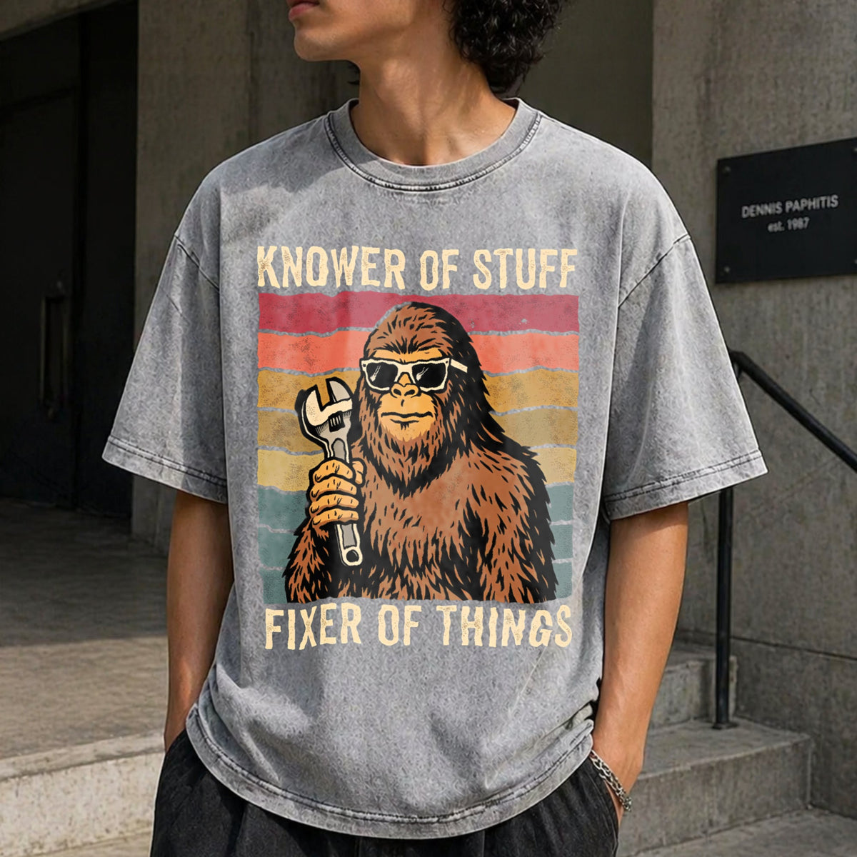 Funny Fathers Day Bigfoot Vintage Washed T-Shirt product image 5