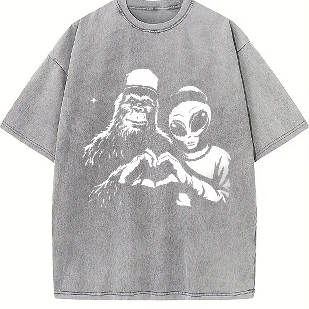 Bigfoot And Alien Heart Hands Funny Vintage Washed T-Shirt product image 5