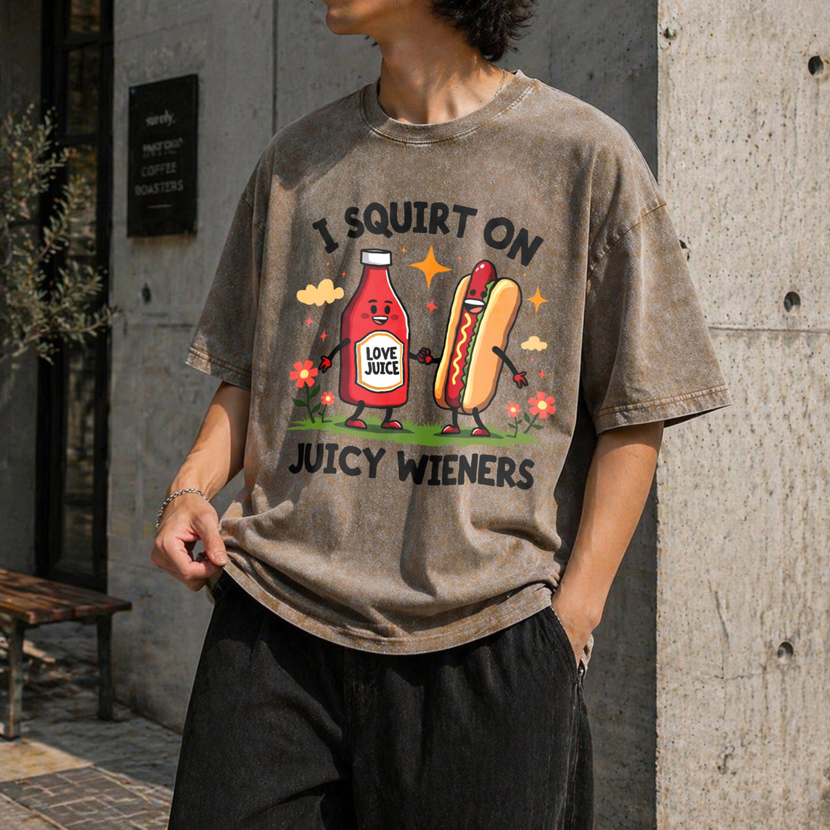 I Squirt On Juicy Wieners Vintage Washed T-Shirt product image 3