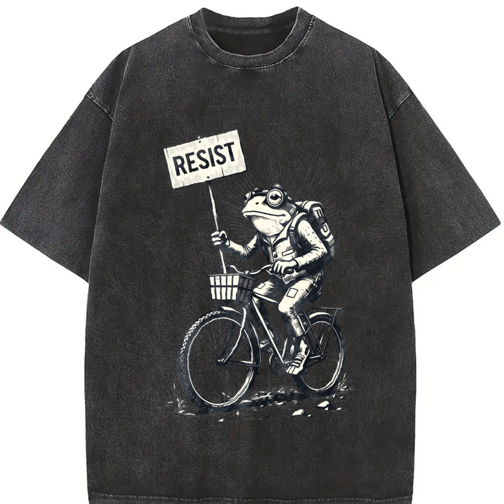 Resist Traveler Frog Vintage Washed T-Shirt product image 2
