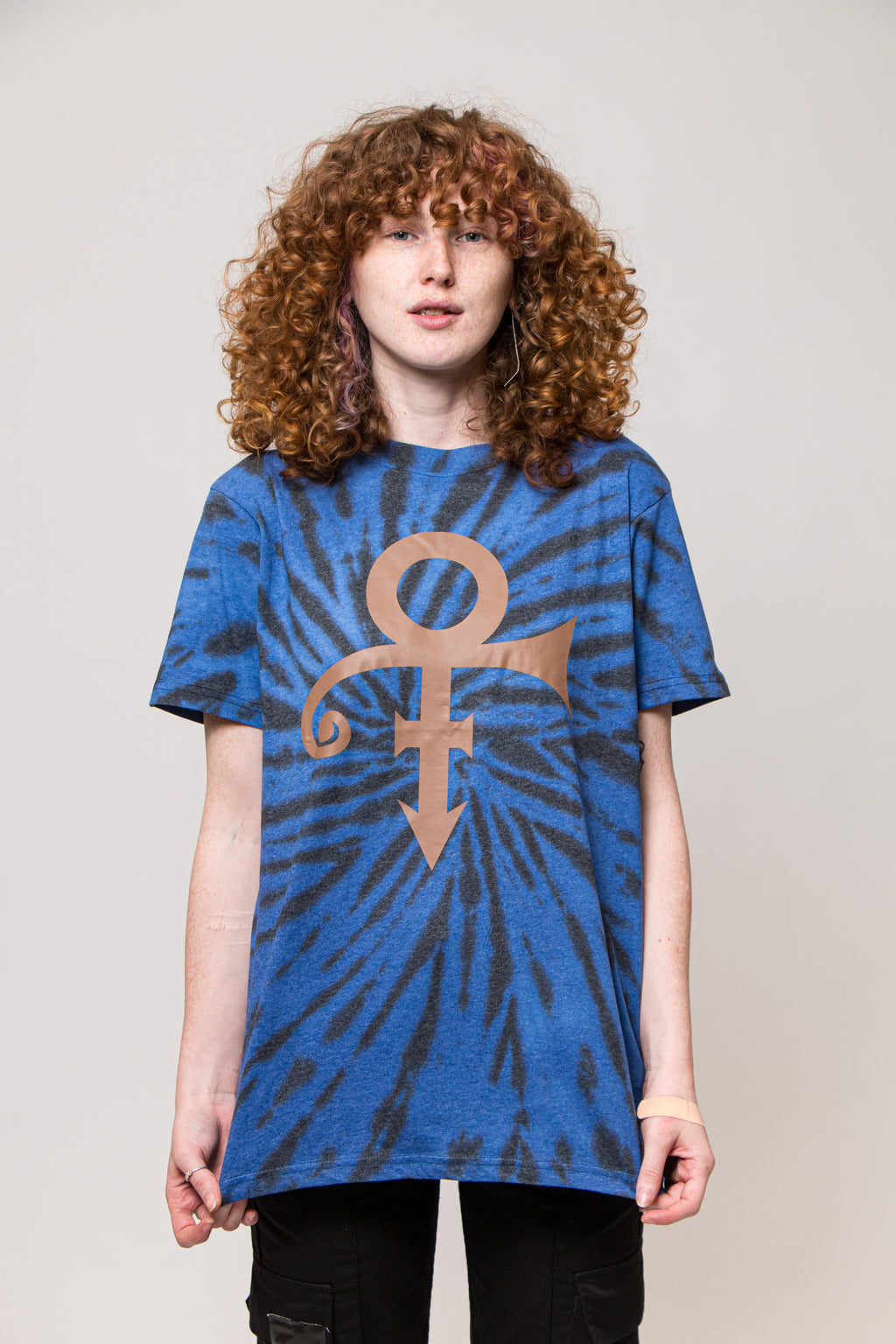 Prince Gold Symbol Dip Dye T Shirt product image 1