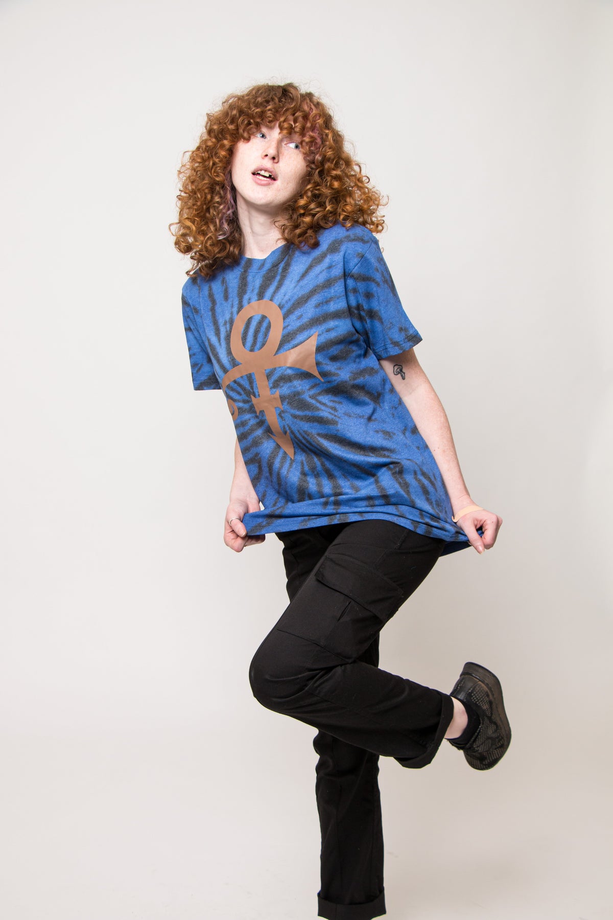 Prince Gold Symbol Dip Dye T Shirt product image 2