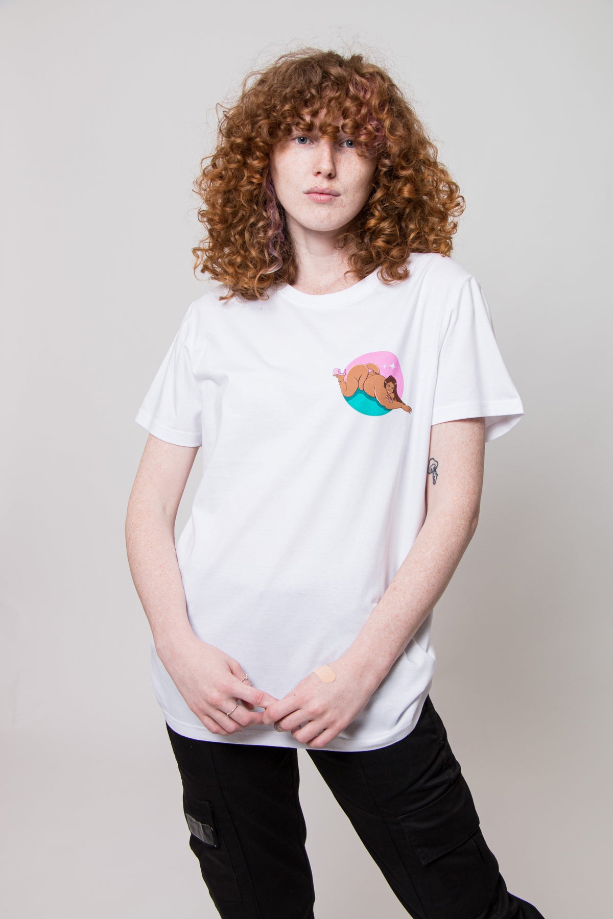 Lizzo Arch Logo Juice T Shirt product image 1