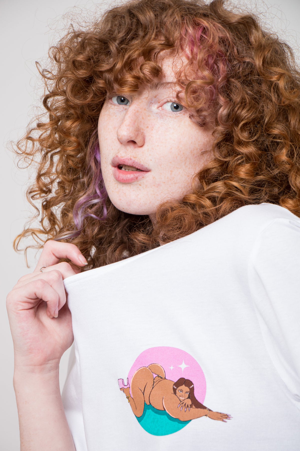 Lizzo Arch Logo Juice T Shirt product image 2