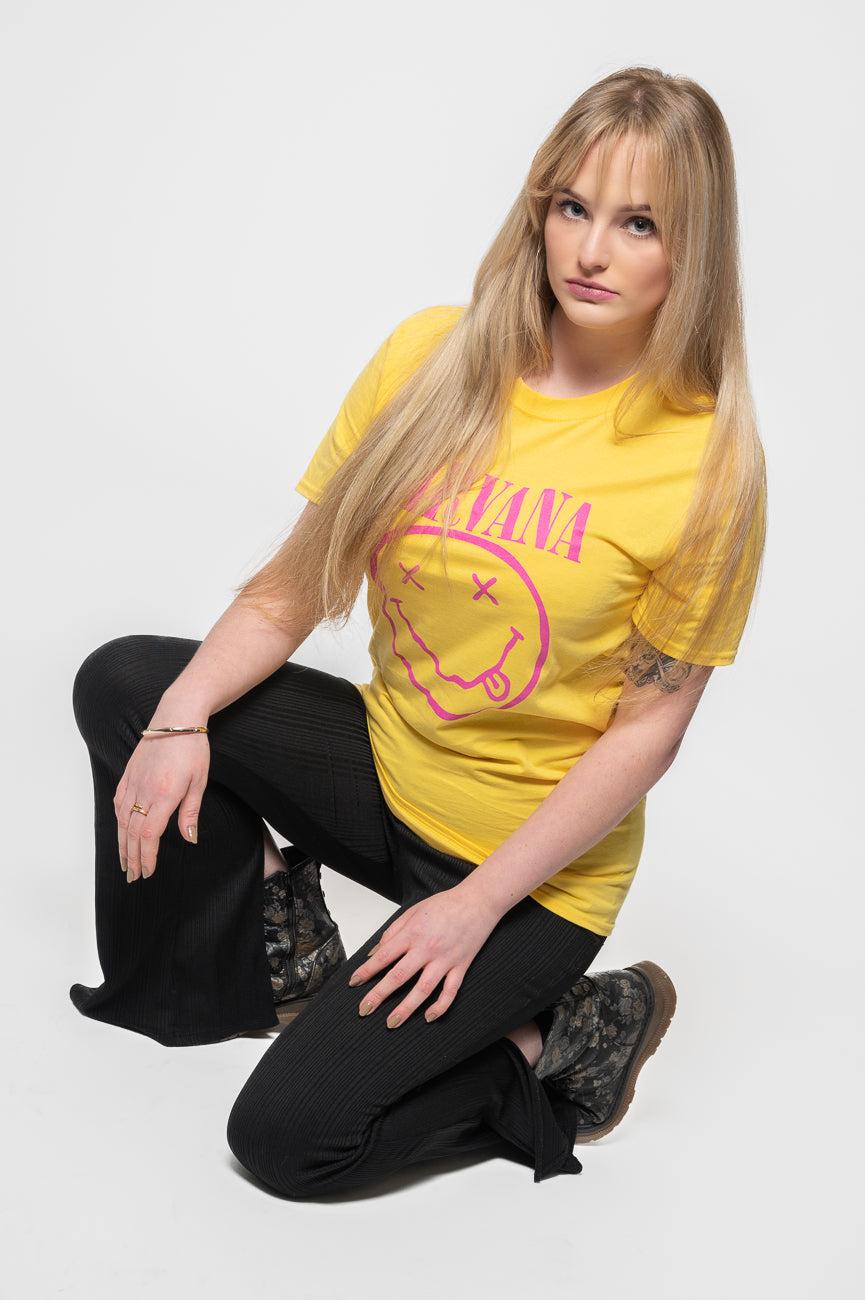 Nirvana Pink Grunge Smile T Shirt product image 5